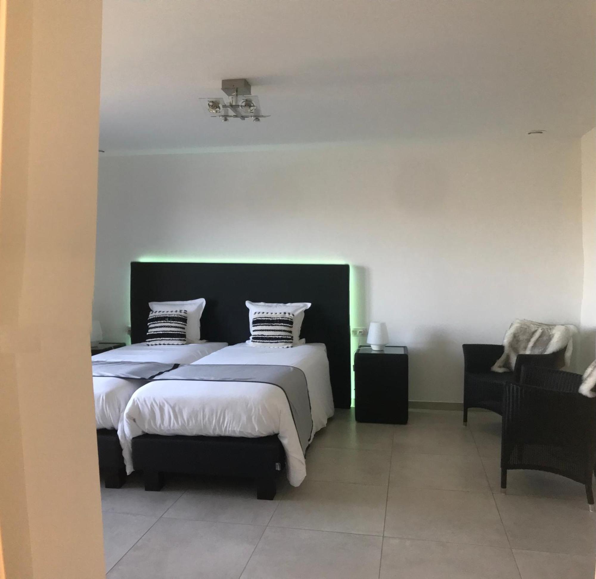 Vita Roka Met Extra Luxe Prive Wellness Ursel Exteriér fotografie